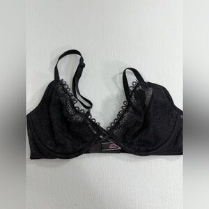 Victoria's Secret very sexy unlined plunge Lace Bra black size 36C
